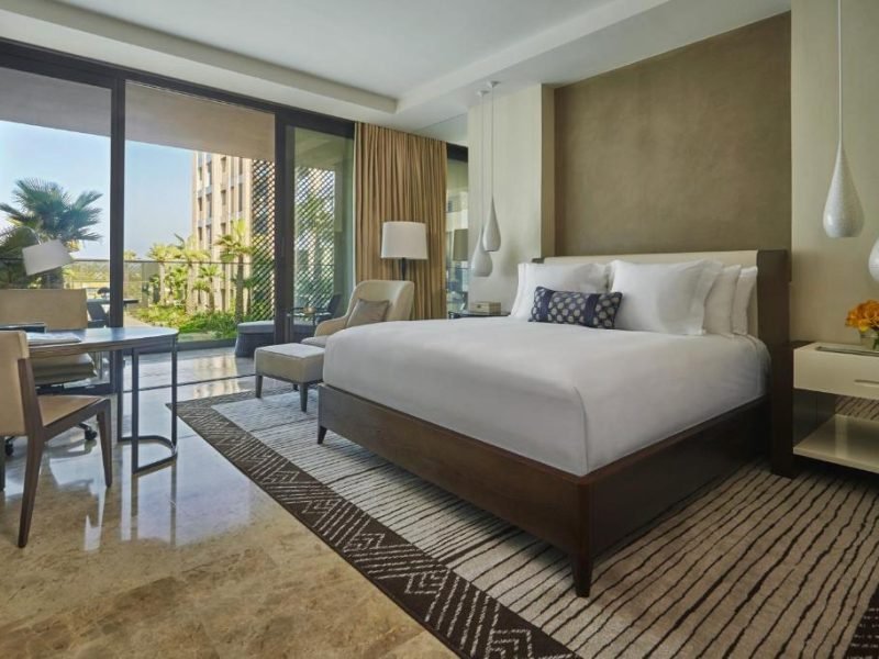 Deluxe Room with King Bed